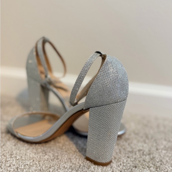 Silver Sparkly Ankle Strap Heels – Size 7.5 - Picture 2 of 8